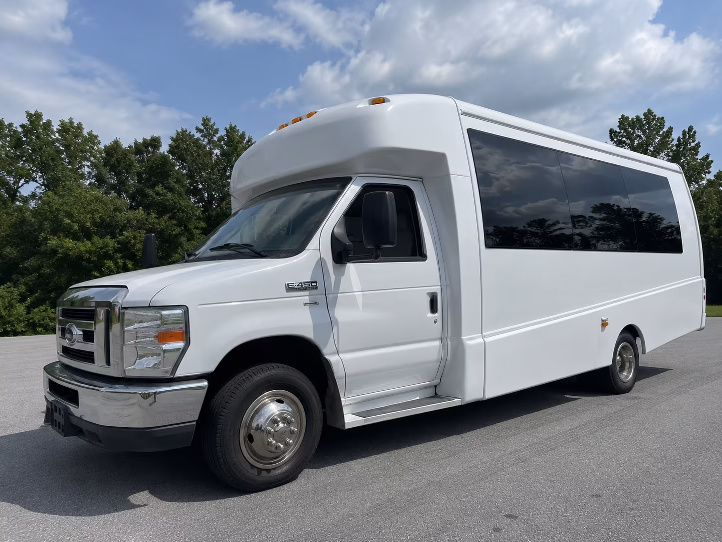 20 Passenger Party Bus