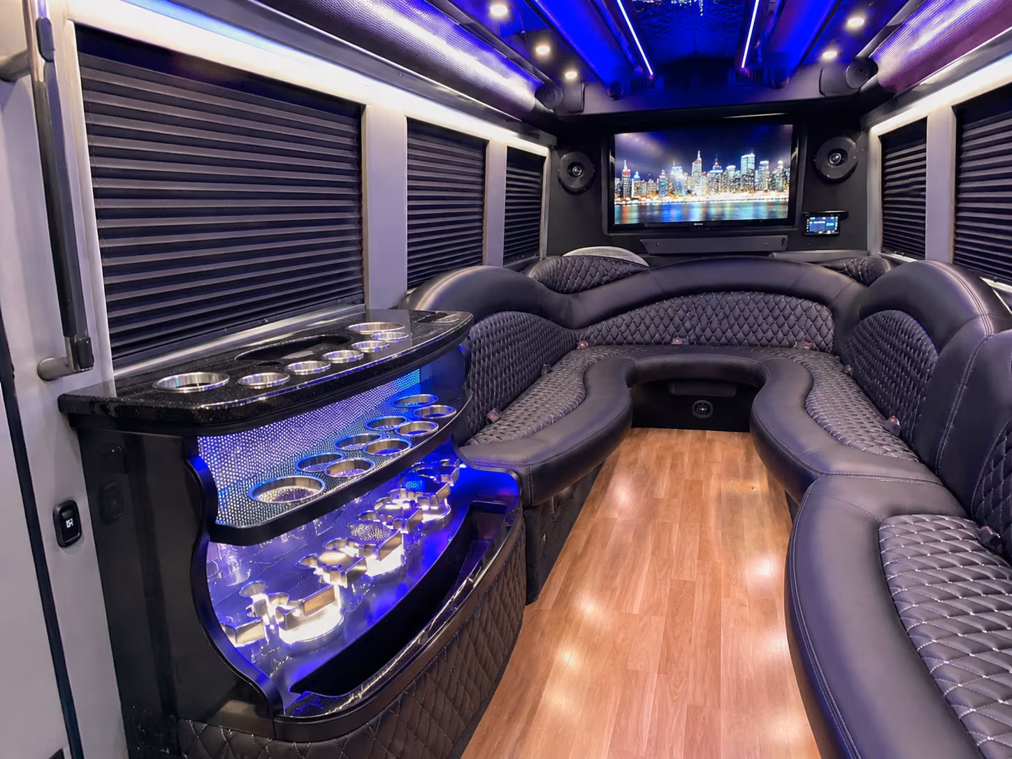 Shreveport Birthday, Sweet 16, & Quinceañera Party Bus Rentals