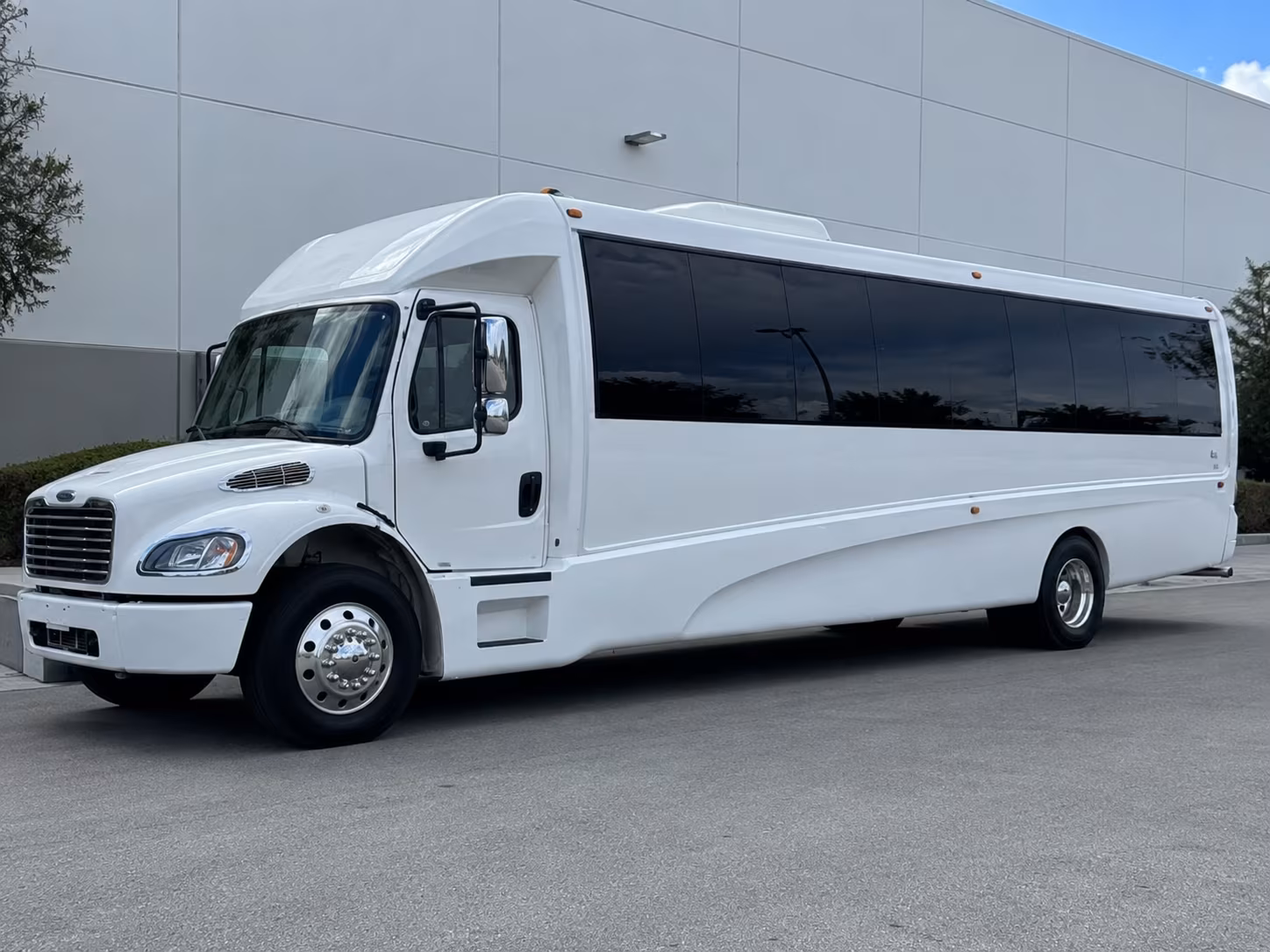 Tyler Birthday, Sweet 16, & Quinceañera Party Bus Rentals