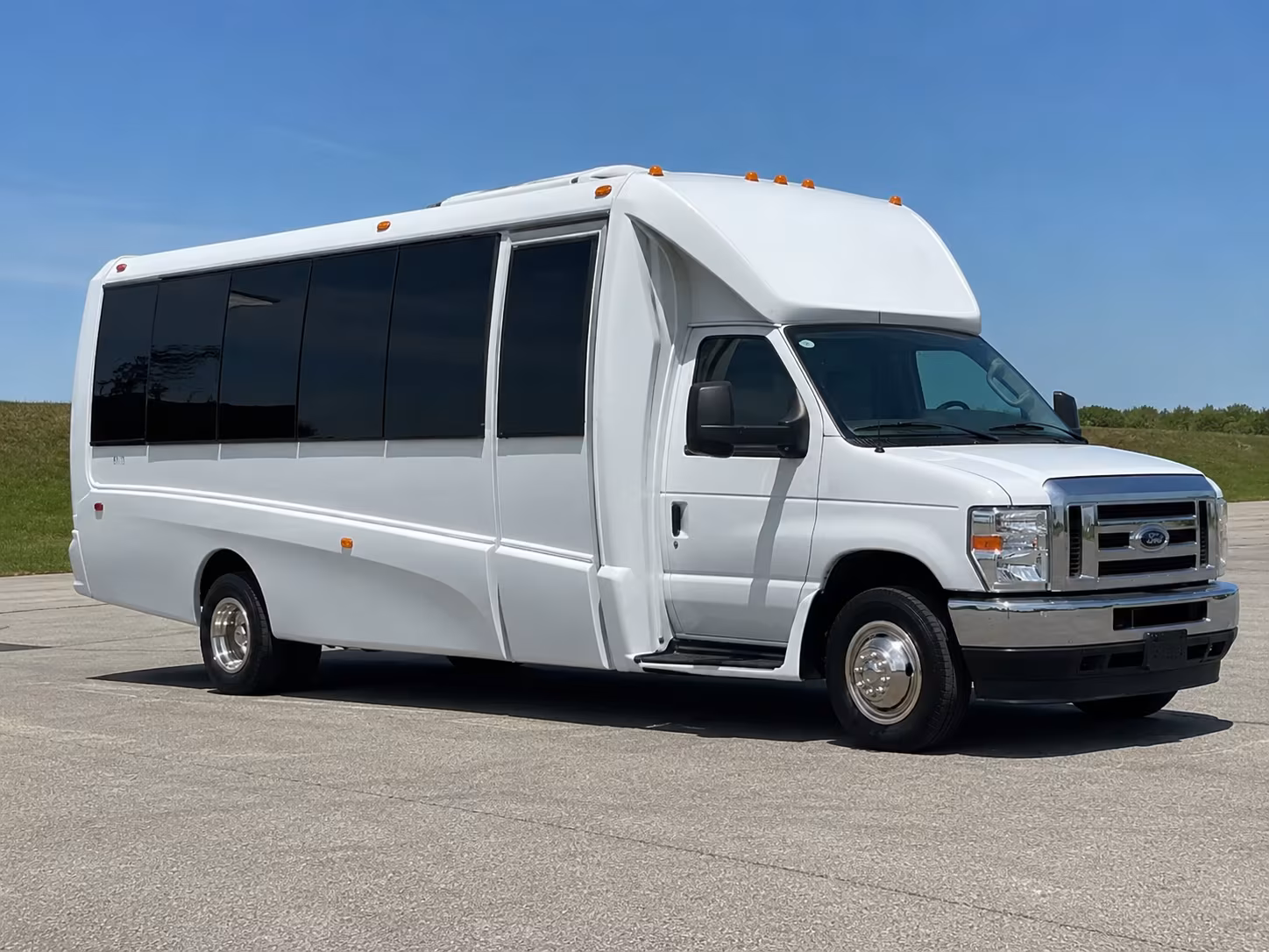 Tyler Sporting Event Transportation party bus exterior
