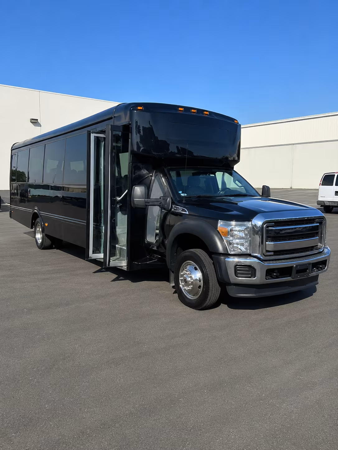 Tyler Winery Tour & Pub Crawl Transportation pickup coordination